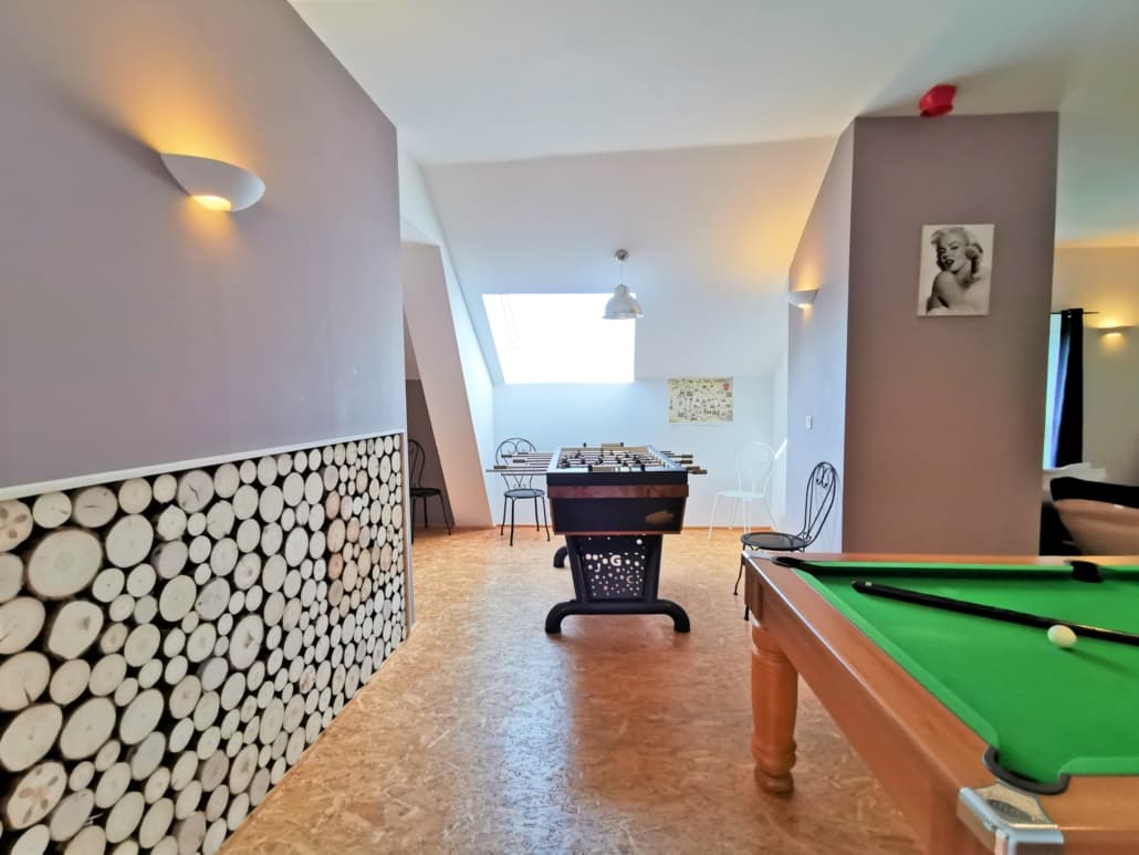 Le Manoir de la Rulette — 20 personnes — Salle TV, billard, kicker