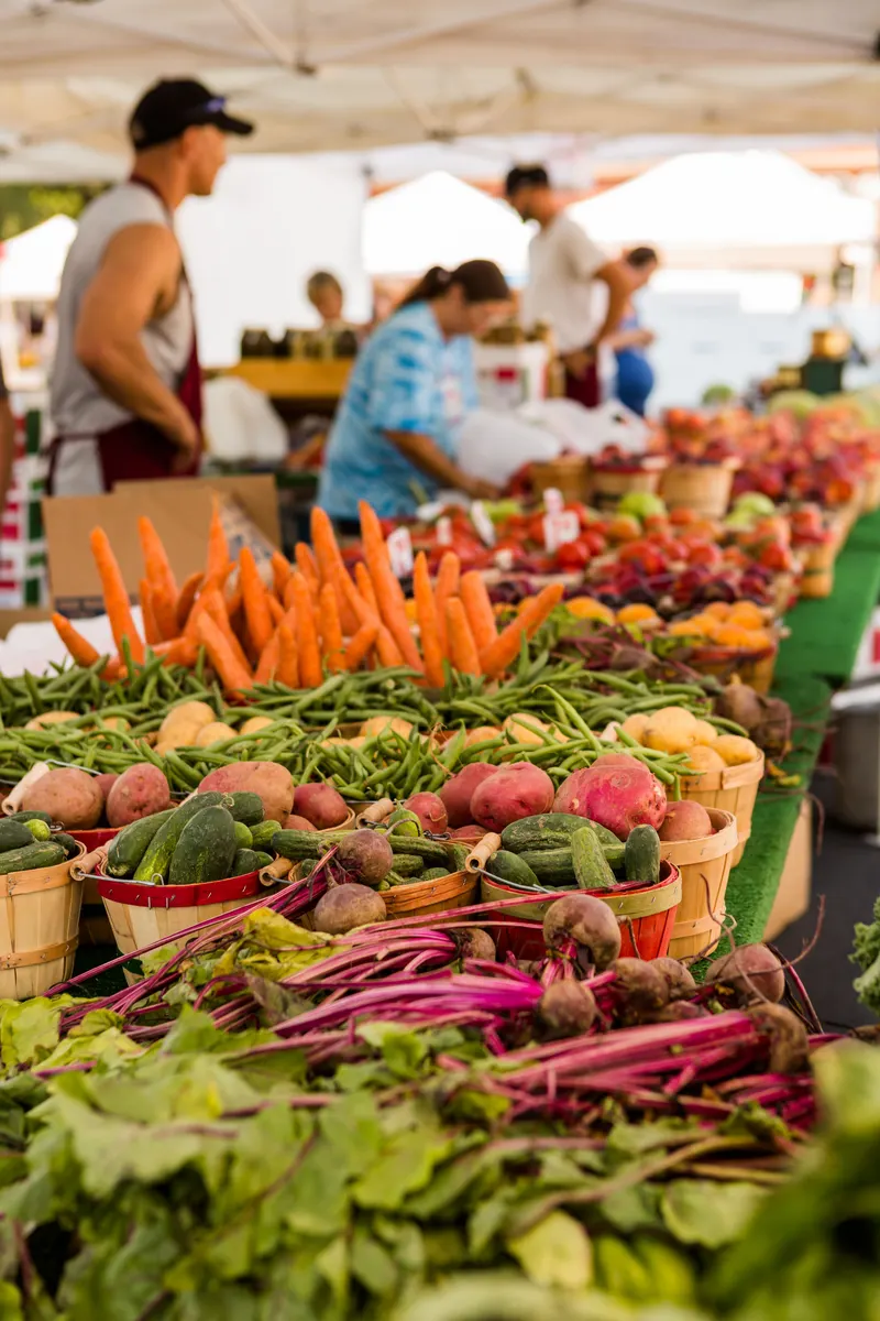 Schifflange Monthly Market: Fresh Produce and Local Specialties